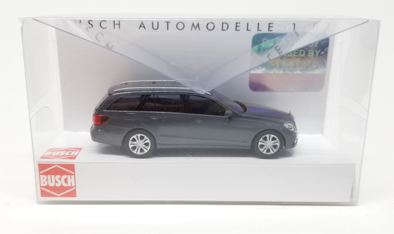 Illustration for article titled Surprise Saturday: Busch HO Scale Mercedes-Benz E-Class Wagon